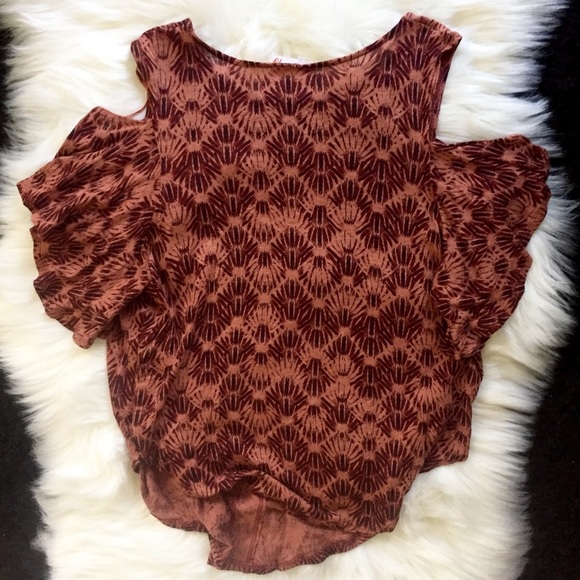 NEW Free People cutout asymmetrical top XS X Small - Picture 4 of 4